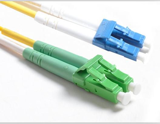LC/UPC-LC/APC 2M OS2