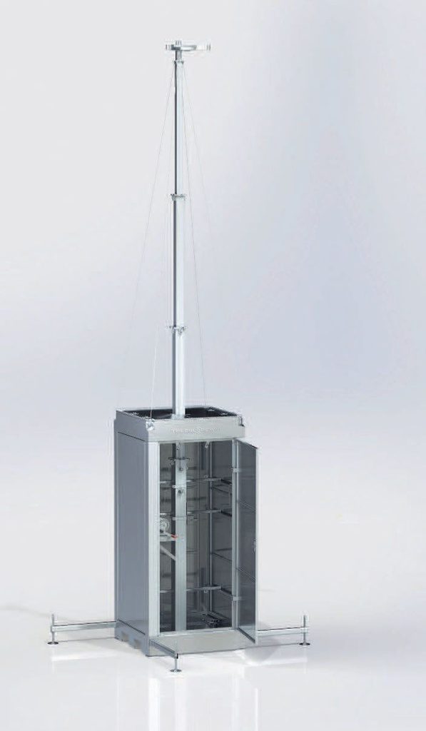 MOBILE TELESCOPIC MAST  *